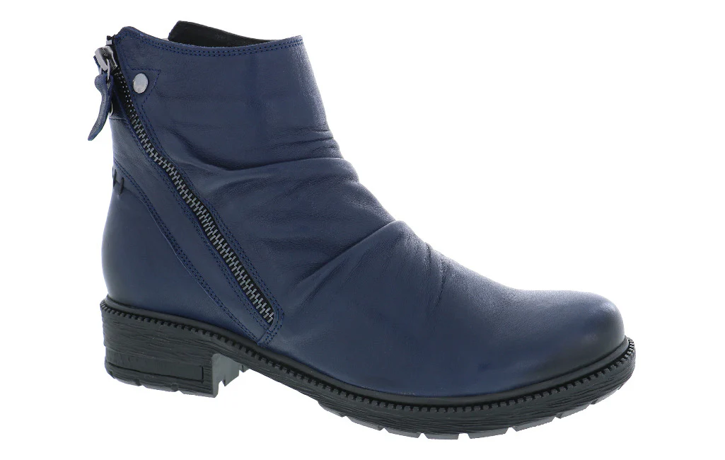 Hazel Navy
