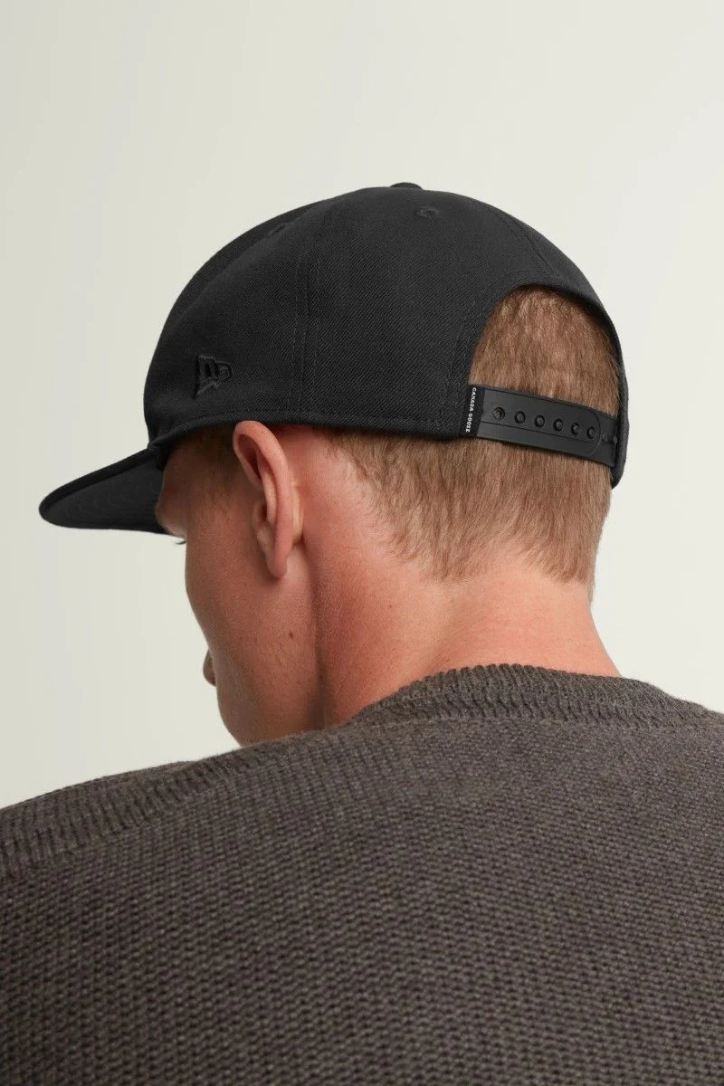 Arctic Disc Snapback Cap Black - Image 4