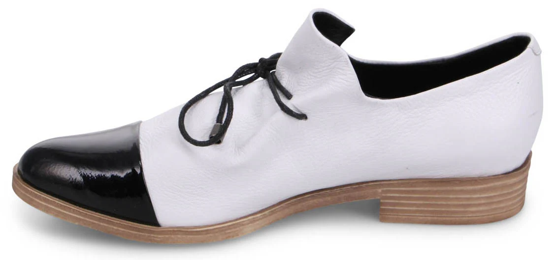 Kotty White/Black - Image 3