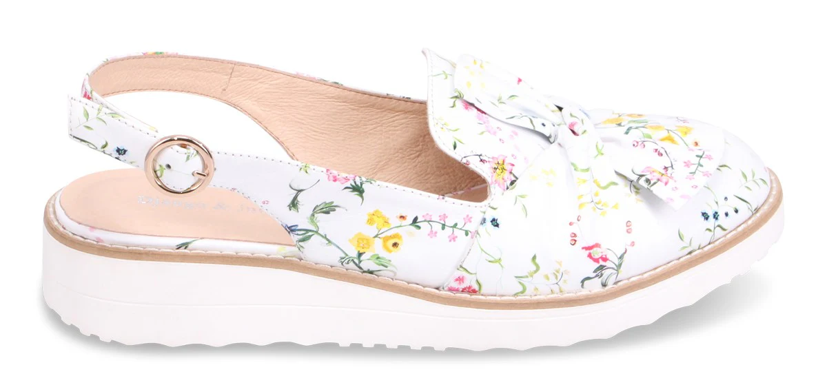 Olissas Off White Bouquet - Image 2