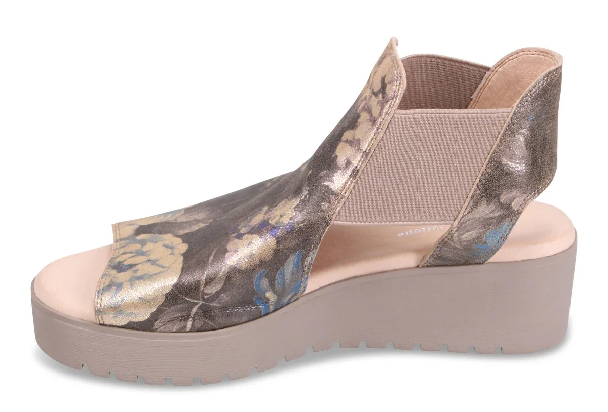 Ozie Blue Vintage Floral - Image 3