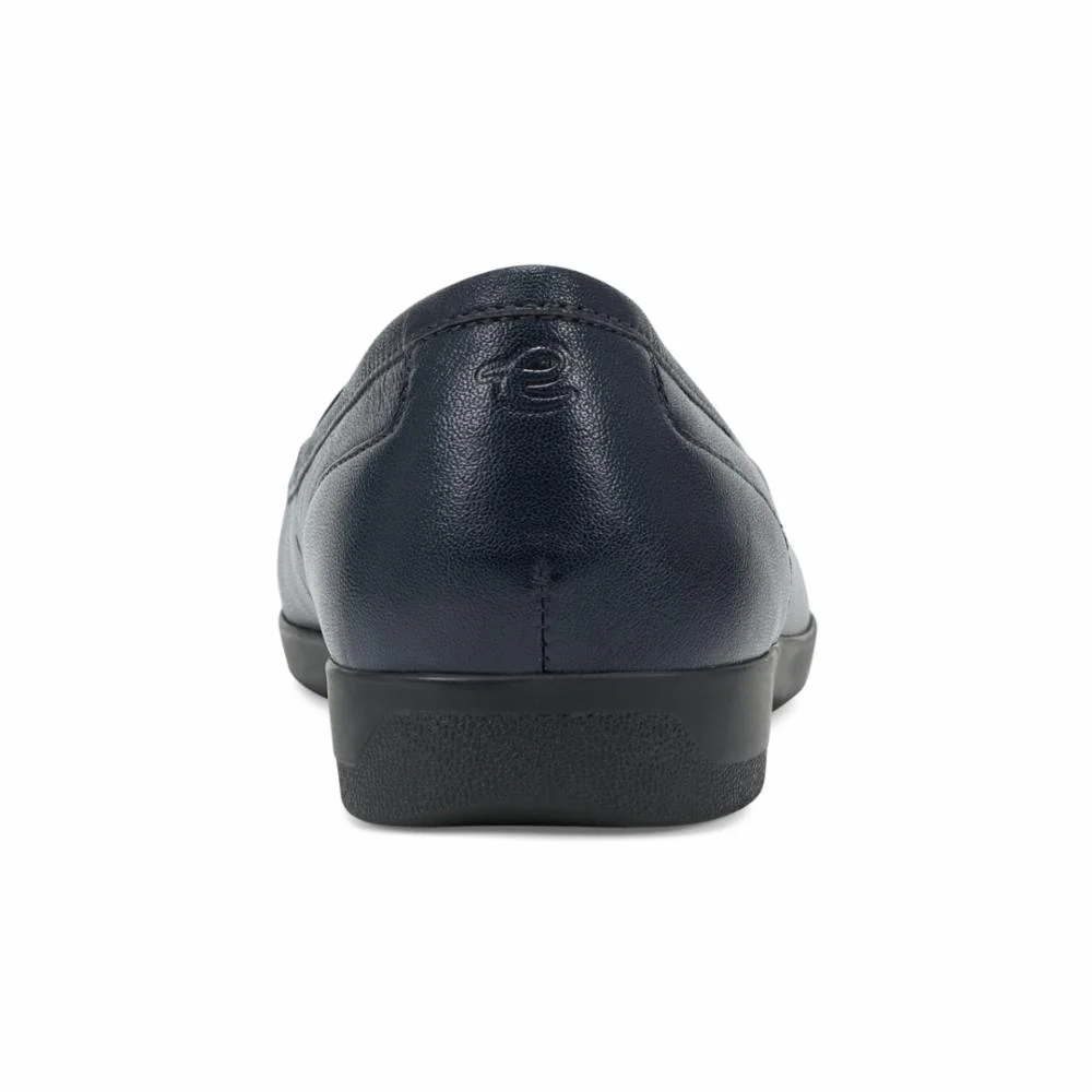 Devitt - New Navy - Cationic Sheep Blue - Image 4