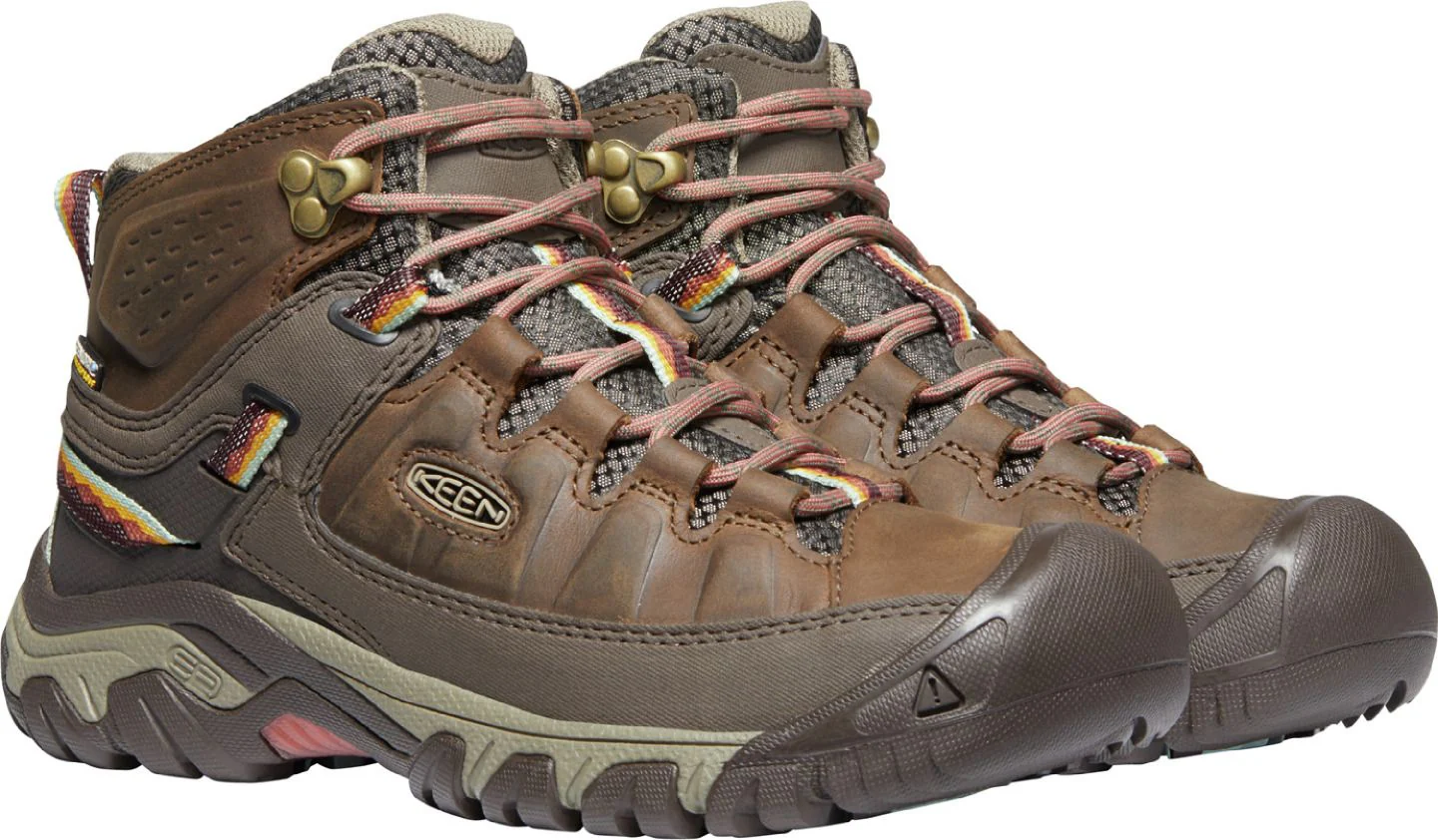 Women's Targhee III Mid Waterproof Bungee Cord - Image 5