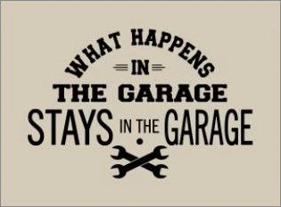 T-shirt What Happens In The Garage - Image 2