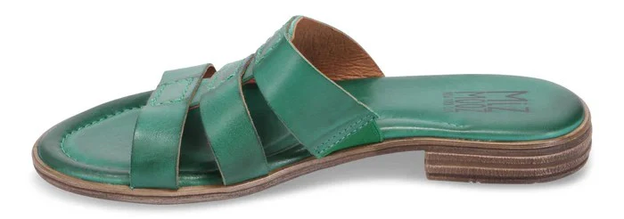 Dannie Emerald - Image 3