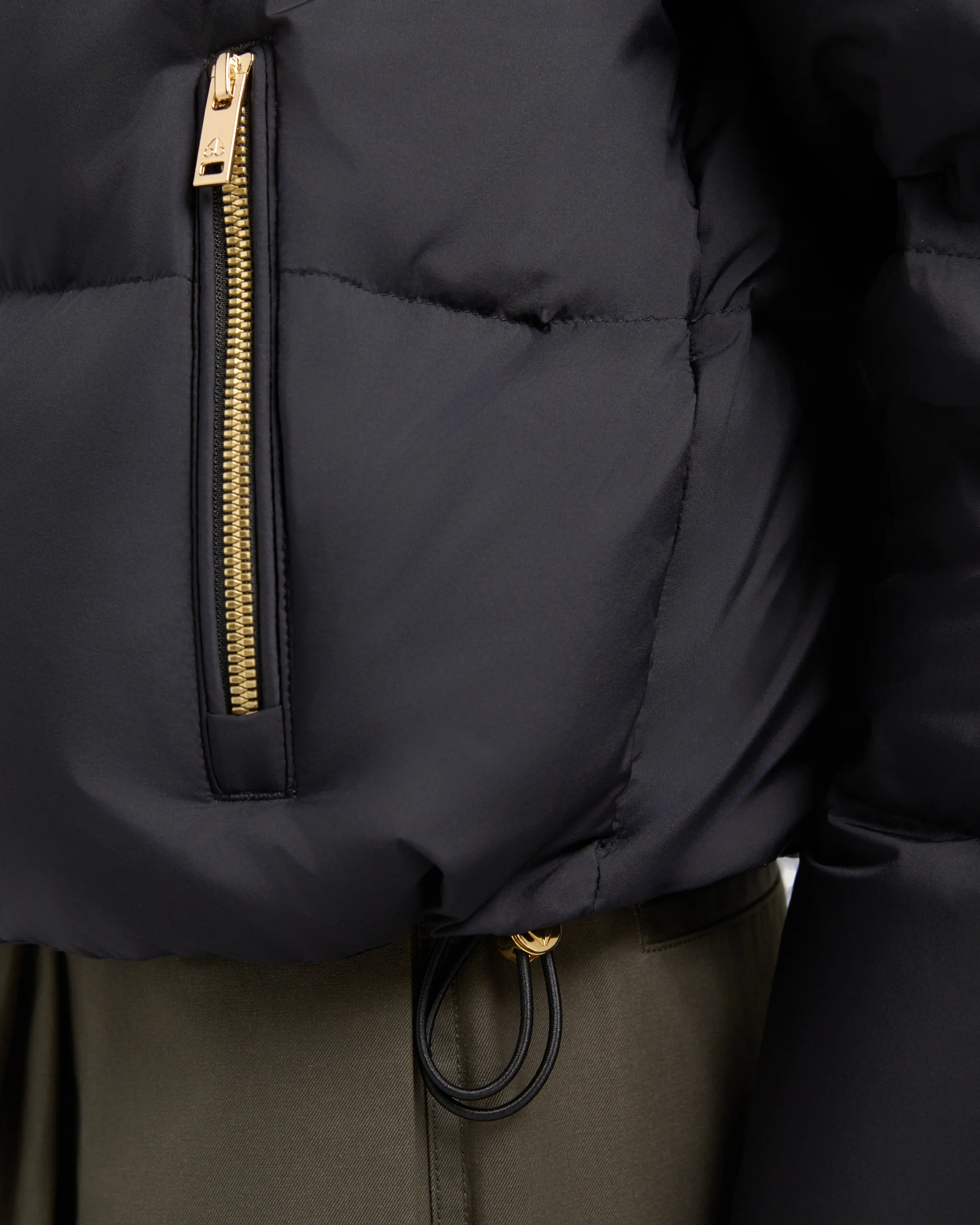 Misti Peak Puffer Gold Black/Black - Image 8