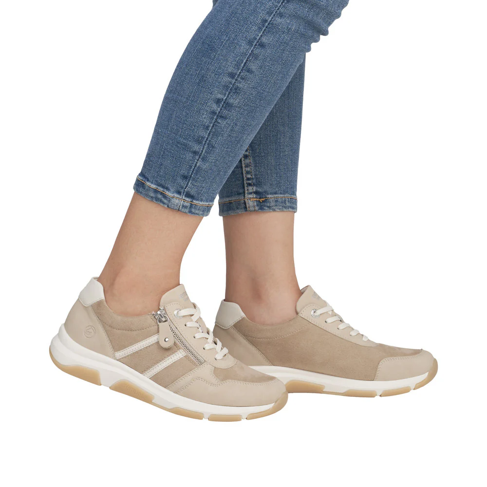 Off White Lace Up - Image 8