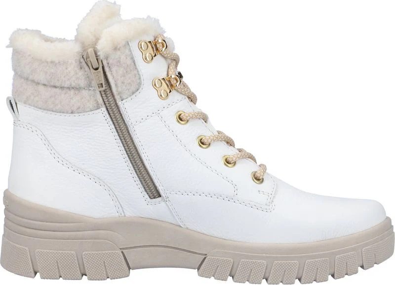 White Hiker - Image 2