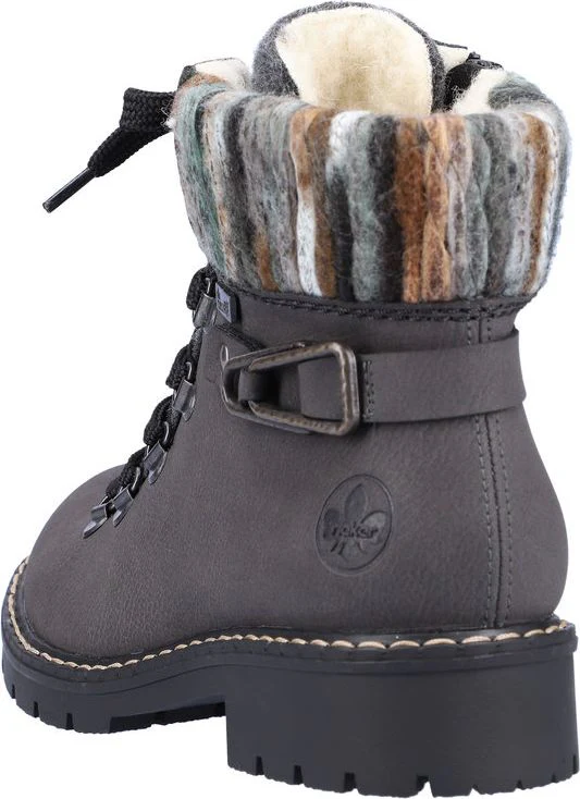 Grey Hiker - Image 5