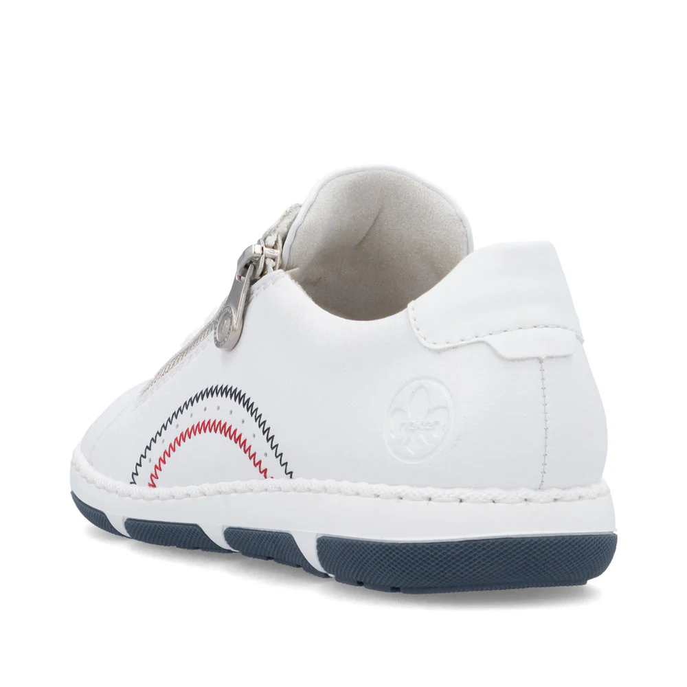 White Lace Up - Image 7