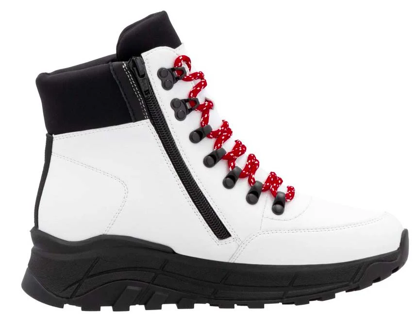 White Lambs Wool Lined Boot - Image 2